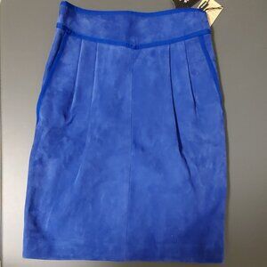 Akris skirt with packet size 4, lamb velour